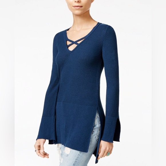 Free People Navy Blue Knit Crisscross Hi-Lo V-Neck Tunic Sweater Womens Sz XS - Picture 1 of 14